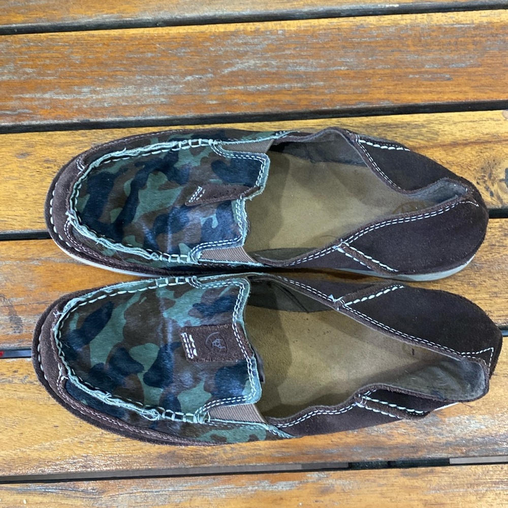 Ariat Cruiser Camo Brown Leather Slip On Loafers Sz 8.5